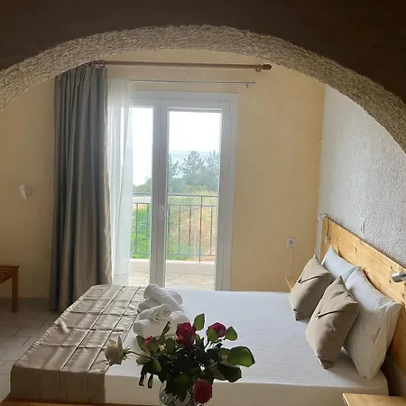 Blue Sea מלון לימנריה